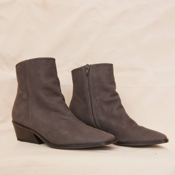 Coclico Wind Boot, Long Beach Fog - Picture 1 of 3
